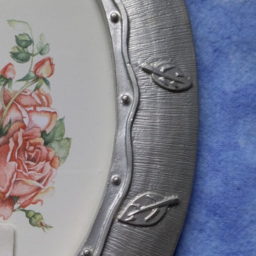 Pewter leaf frame - Picture 2 of 7